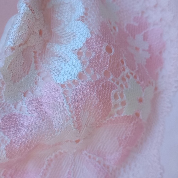 Victoria's Secret Pink Lace Bra NWT - Picture 9 of 13